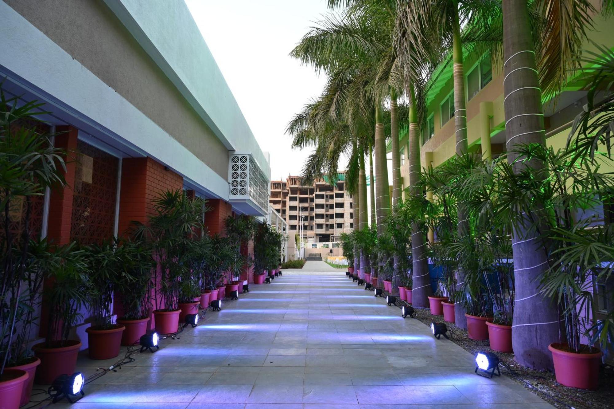 Hotel Haldi Nashik Exterior foto